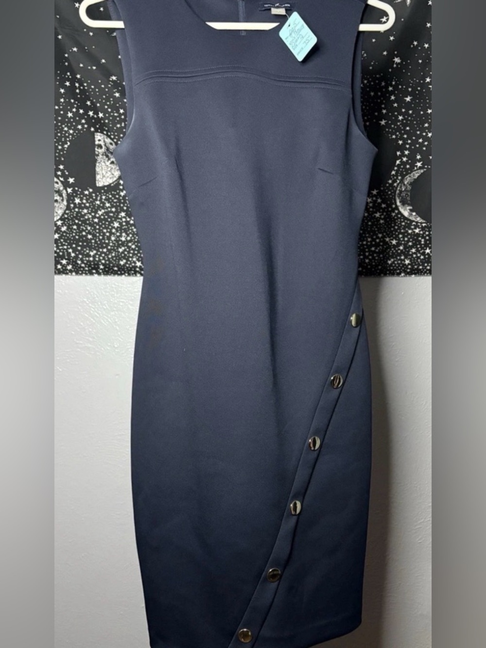 Tommy Hilfiger Navy Size 4 Dress